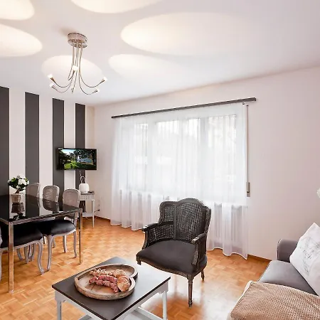 Suite-16 By Interhome 아파트 *